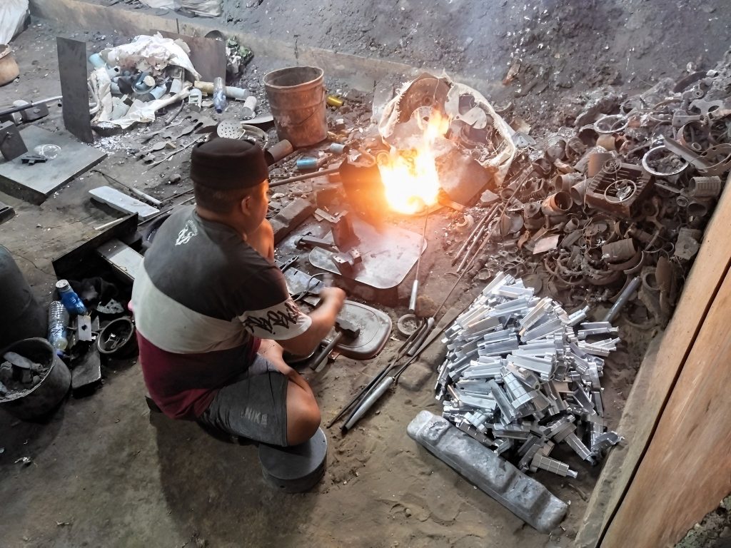 dokumentasi-3-1024x768 Profil